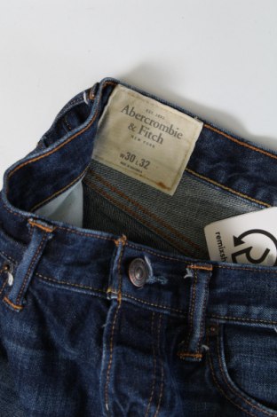 Męskie jeansy Abercrombie & Fitch, Rozmiar S, Kolor Niebieski, Cena 66,99 zł