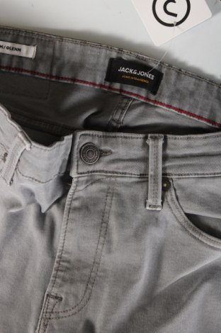 Blugi de bărbați Jack & Jones, Mărime S, Culoare Gri, Preț 80,24 Lei