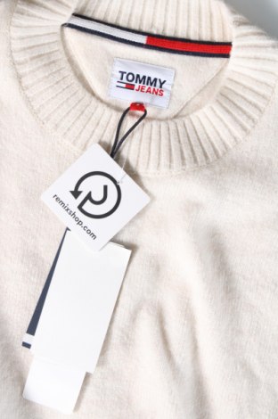 Мъжки пуловер Tommy Jeans, Размер S, Цвят Екрю, Цена 184,99 лв.