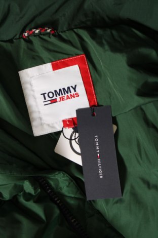 Geacă de bărbati Tommy Jeans, Mărime L, Culoare Verde, Preț 1.369,99 Lei