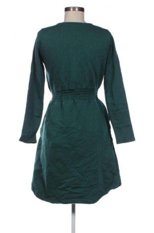 Kleid, Größe M, Farbe Grün, Preis € 20,99