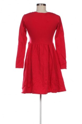 Kleid, Größe M, Farbe Rot, Preis € 9,99