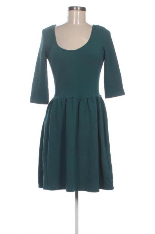 Rochie Bershka, Mărime M, Culoare Verde, Preț 73,98 Lei