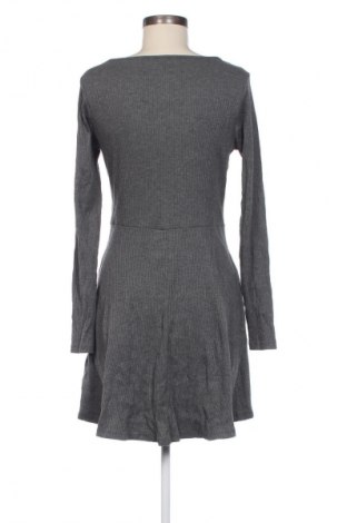 Kleid Clockhouse, Größe XL, Farbe Grau, Preis 8,99 €