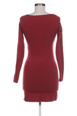 Sukienka Gina Tricot, Rozmiar S, Kolor Czerwony, Cena 13,99 zł