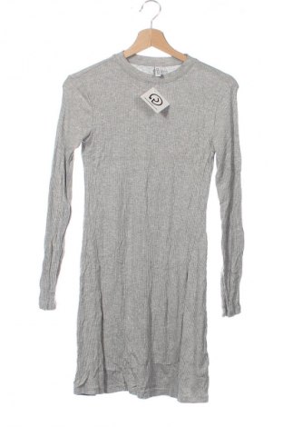 Šaty  H&M Divided, Velikost XS, Barva Šedá, Cena  159,00 Kč