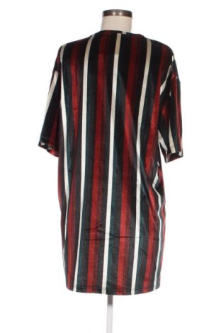 Kleid Pull&Bear, Größe M, Farbe Mehrfarbig, Preis € 15,00
