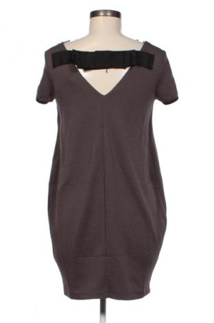 Kleid Rinascimento, Größe L, Farbe Beige, Preis 57,99 €