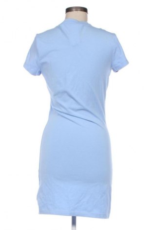 Kleid Tommy Jeans, Größe M, Farbe Blau, Preis 109,99 €