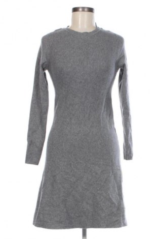 Kleid Vero Moda, Größe XS, Farbe Grau, Preis 18,99 €