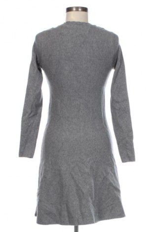 Kleid Vero Moda, Größe XS, Farbe Grau, Preis 18,99 €