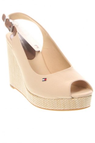 Sandalen Tommy Hilfiger, Größe 39, Farbe Beige, Preis 117,99 €