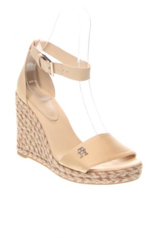Sandale Tommy Hilfiger, Mărime 39, Culoare Bej, Preț 301,99 Lei