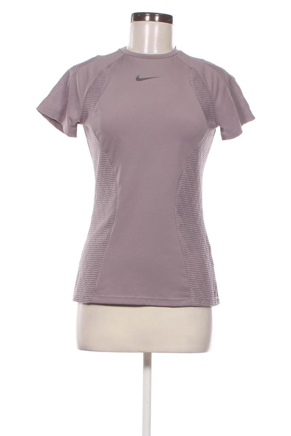 Damen T-Shirt Nike, Größe S, Farbe Lila, Preis 35,29 €