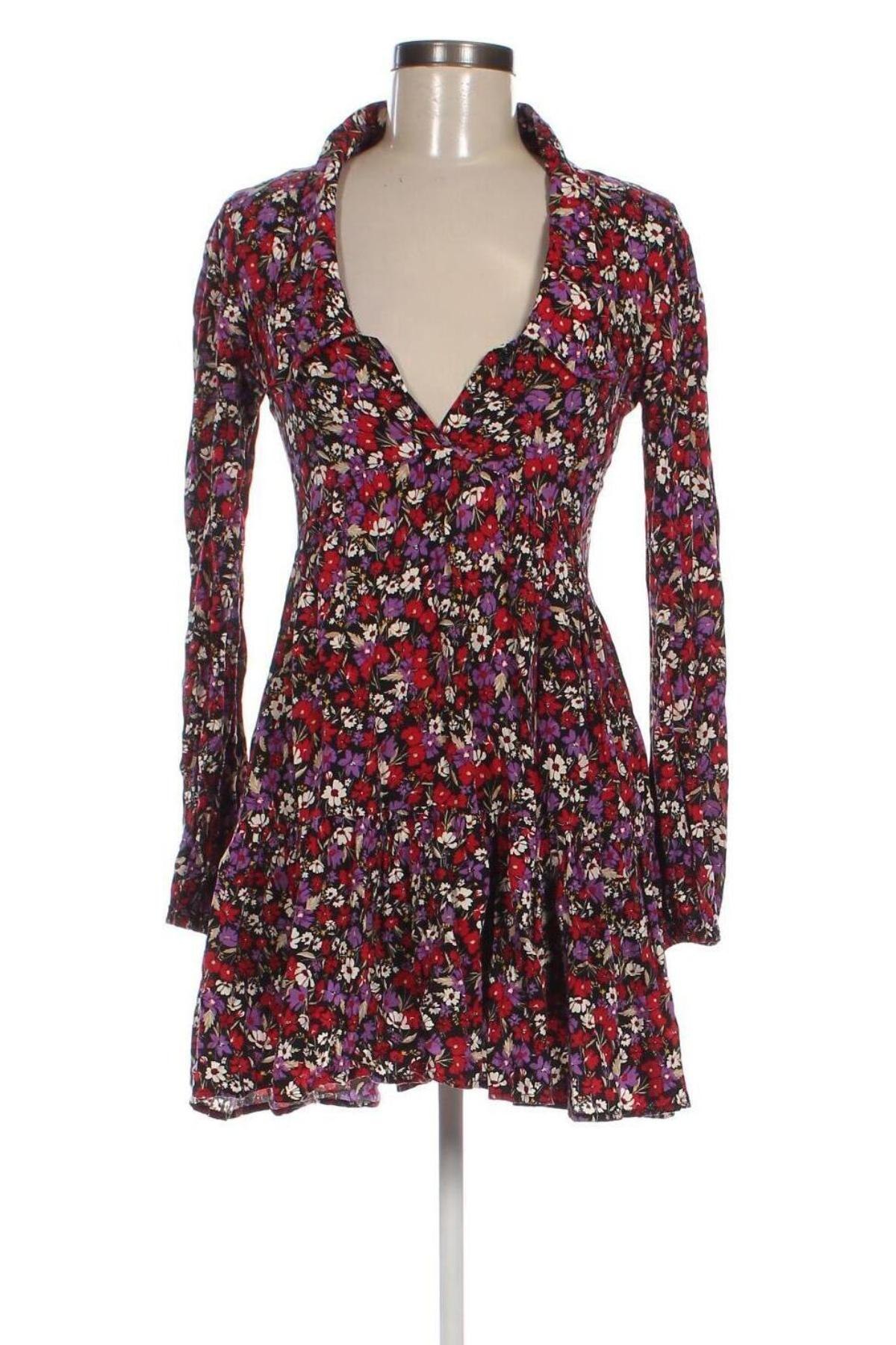 Kleid Stradivarius, Größe S, Farbe Mehrfarbig, Preis € 9,99