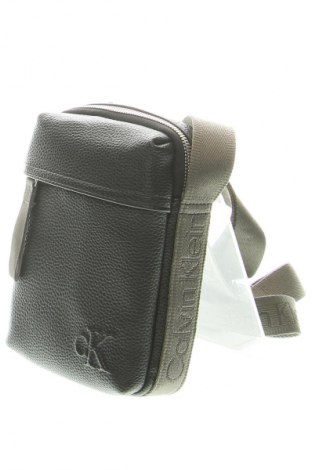 Чанта Calvin Klein, Цвят Черен, Цена 65,44 €