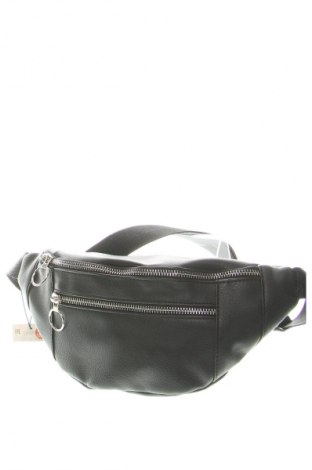 Чанта за кръст Sinsay, Цвят Черен, Цена 9,71 €