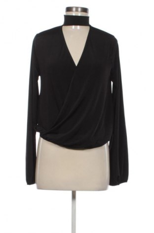 Női blúz Bershka, Méret M, Szín Fekete, Ár 4 042 Ft