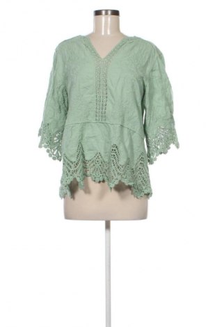 Damen Shirt Democracy, Größe M, Farbe Grün, Preis € 17,00