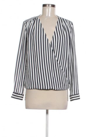 Dámská halenka H&M, Velikost M, Barva Vícebarevné, Cena  283,00 Kč