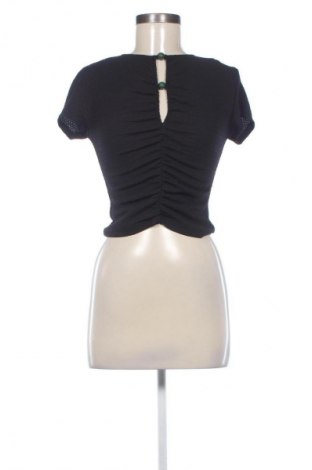 Дамска блуза H&M Divided, Размер S, Цвят Черен, Цена 10,00 €