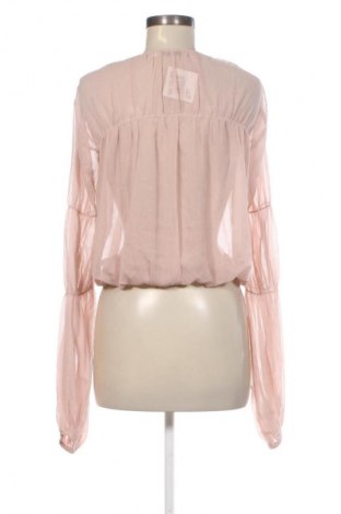 Damen Shirt NA-KD, Größe S, Farbe Aschrosa, Preis 7,99 €