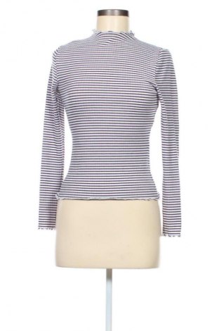 Γυναικεία μπλούζα ONLY, Μέγεθος M, Χρώμα Πολύχρωμο, Τιμή 26,02 €