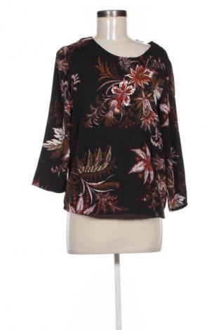 Γυναικεία μπλούζα ONLY, Μέγεθος S, Χρώμα Πολύχρωμο, Τιμή 4,99 €