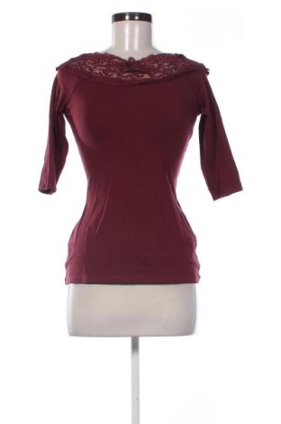 Damen Shirt One Love, Größe M, Farbe Rot, Preis 10,00 €