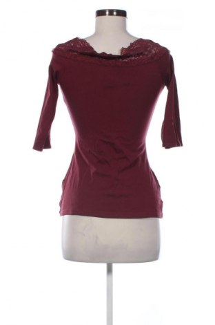 Damen Shirt One Love, Größe M, Farbe Rot, Preis 10,00 €