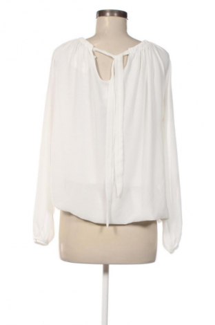 Дамска блуза Piazza Italia, Размер L, Цвят Бял, Цена 5,11 €