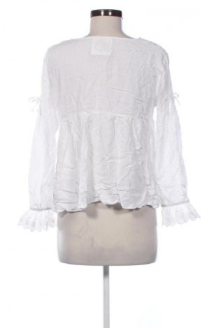 Дамска блуза Unbranded, Размер L, Цвят Бял, Цена 5,62 €