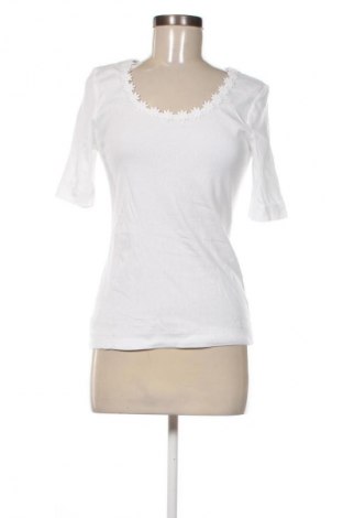 Női blúz Zaida, Méret M, Szín Fehér, Ár 3 629 Ft