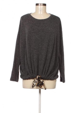 Damen Shirt Zara, Größe L, Farbe Grau, Preis € 9,99