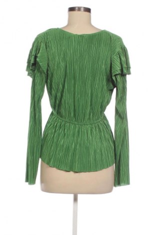 Damen Shirt Zara, Größe M, Farbe Grün, Preis 24,15 €