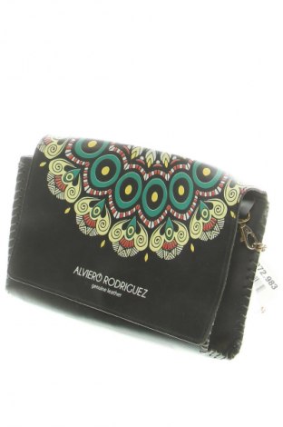Дамска чанта Alviero Rodriguez, Цвят Многоцветен, Цена 39,88 €