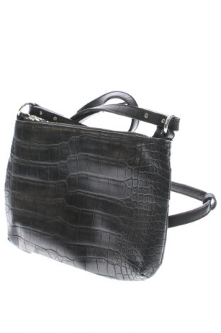 Дамска чанта C&A, Цвят Черен, Цена 9,20 €