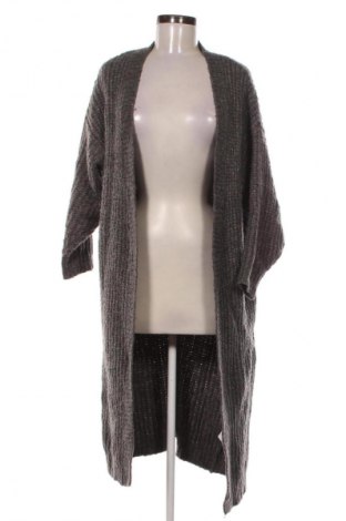 Damen Strickjacke Pull&Bear, Größe S, Farbe Grau, Preis € 6,99