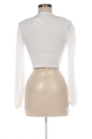 Damenbluse Bershka, Größe M, Farbe Weiß, Preis 12,85 €