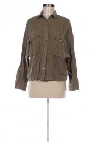 Дамска риза Pull&Bear, Размер L, Цвят Зелен, Цена 6,13 €