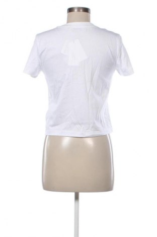 Дамска тениска Calvin Klein Jeans, Размер S, Цвят Бял, Цена 33,23 €