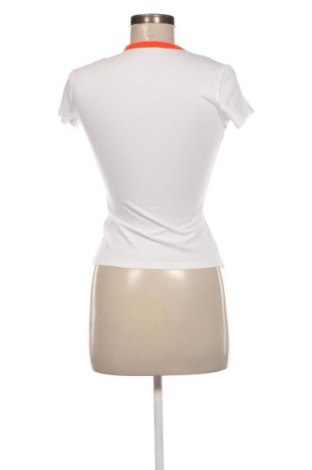Дамска тениска Calvin Klein Jeans, Размер XXS, Цвят Бял, Цена 43,45 €