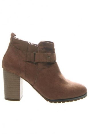 Dámské boty  Bershka, Velikost 38, Barva Hnědá, Cena  829,00 Kč