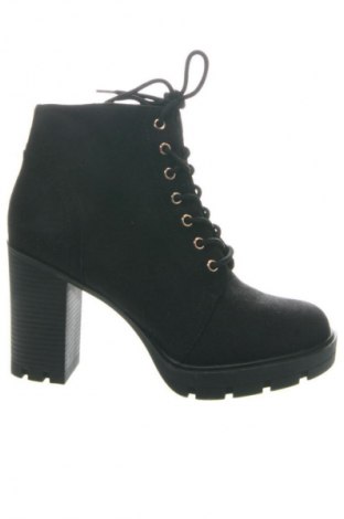 Botine de damă Pesaro, Mărime 39, Culoare Negru, Preț 91,99 Lei
