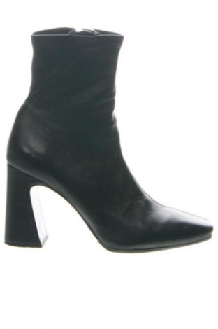 Dámské poltopánky Reformation, Veľkosť 36, Farba Čierna, Cena  162,61 €