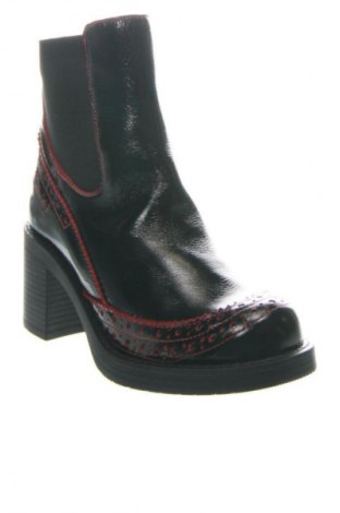 Dámské boty  Stella, Velikost 36, Barva Vícebarevné, Cena  2 329,00 Kč