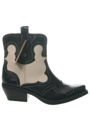 Dámské poltopánky Steve Madden, Veľkosť 39, Farba Viacfarebná, Cena  127,95 €