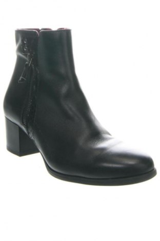 Dámské boty  Tamaris, Velikost 38, Barva Černá, Cena  1 700,00 Kč