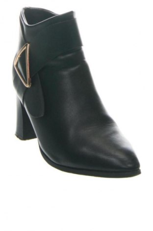 Dámské boty  Unbranded, Velikost 36, Barva Černá, Cena  829,00 Kč