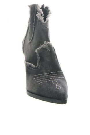 Dámské boty  Unbranded, Velikost 38, Barva Šedá, Cena  1 109,00 Kč